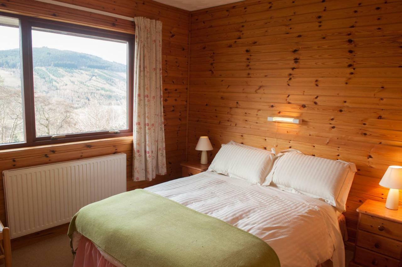Achmony Holidays Villa Drumnadrochit Buitenkant foto